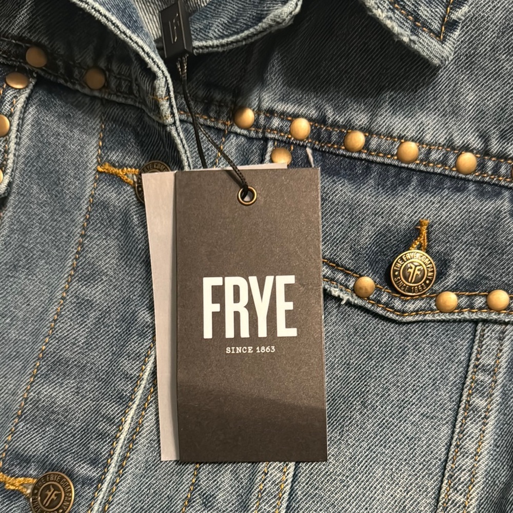 FRYE Studded Denim Jacket Blue Western Trucker Medium NWT - Picture 7 of 10
